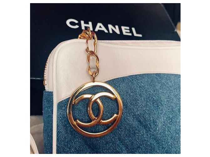 Cinto Bumbag CHANEL em pele de cordeiro e ganga com caixa Branco Azul Dourado - vista 15