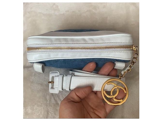 Cinto Bumbag CHANEL em pele de cordeiro e ganga com caixa Branco Azul Dourado - vista 7