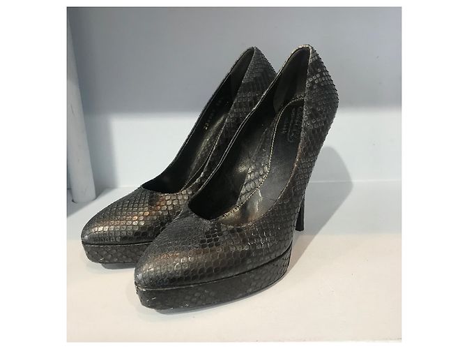 Tacchi GUCCI T.EU 38.5 Pelli esotiche Grigio - vista 3