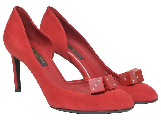 Twist Décolleté Louis Vuitton Dice in pelle scamosciata rossa Rosso - vista 3