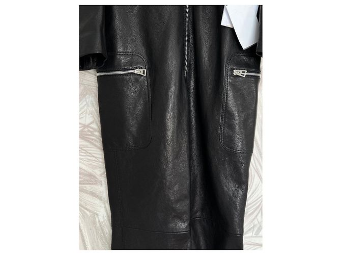 Chanel 9K$ Neuer schwarzer Lederoverall - Ansicht 13