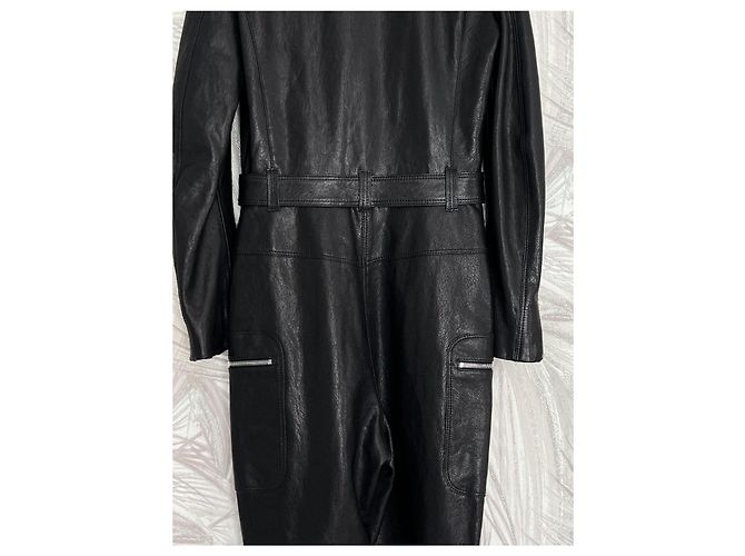Chanel 9K$ Neuer schwarzer Lederoverall - Ansicht 15