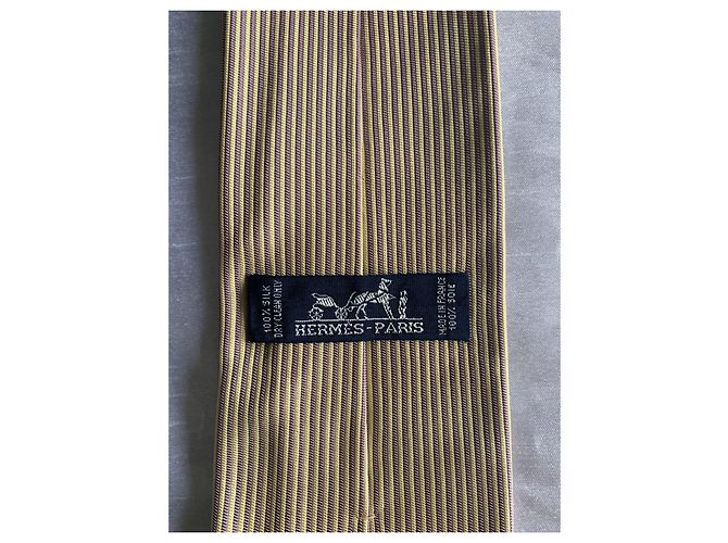 Gravata Hermès de seda com listras roxas e douradas - vista 5