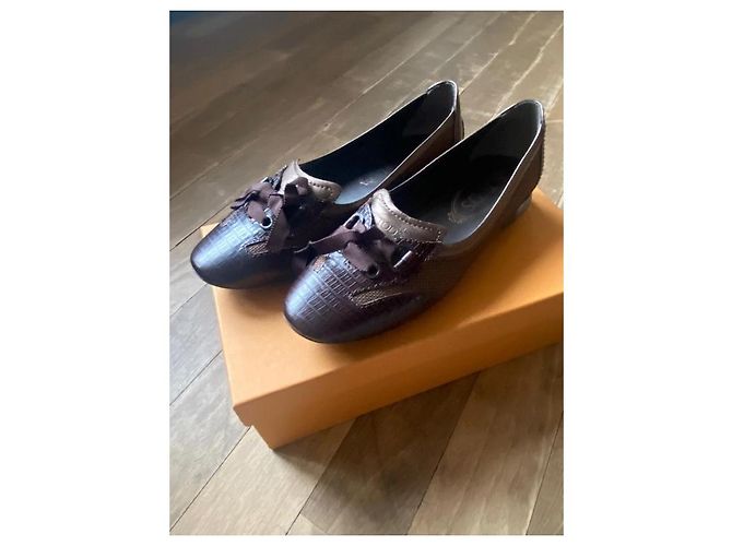 Manoletinas Tod's de piel marrón y burdeos efecto cocodrilo Castaño - vista 2