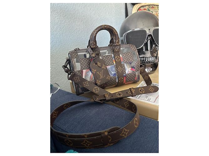 Abbesses Louis Vuitton Keepall 25 Scacchi monogramma Marrone - vista 2