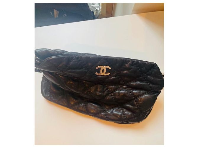 Borsa a tracolla Chanel Hobo in pelle nera Nero - vista 7