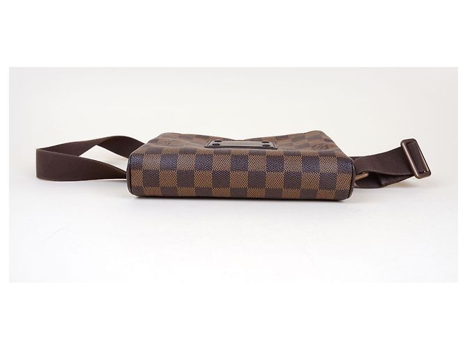 Bumbag Louis Vuitton Marsupio di Brooklyn Marrone - vista 4