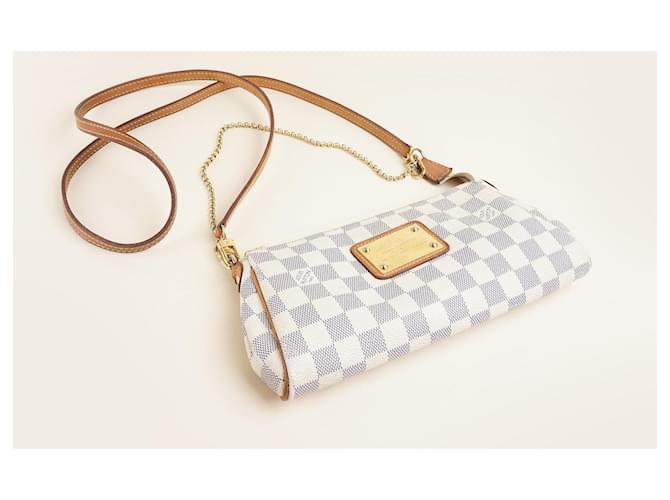 Louis Vuitton Pochette Eva Bianco - vista 3