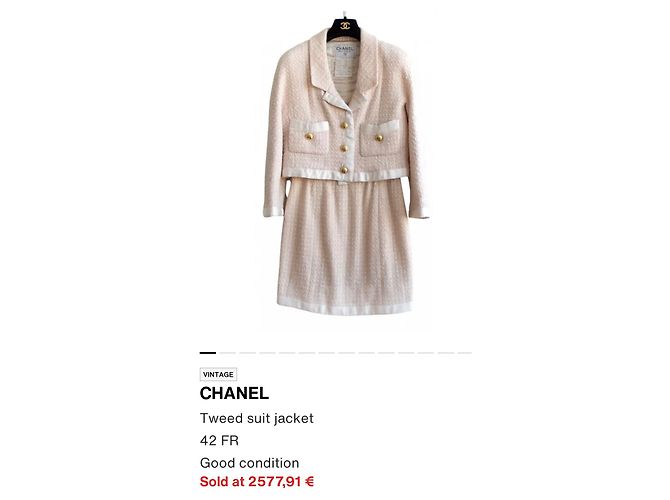 Cambon Chanel Vintage beiger Anzug mit goldenen Knöpfen - Ansicht 11