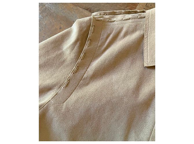 Autre Marque Mantel oder beige Jacke aus Alcantara oder Wildlederimitat Größe 38-40. - Ansicht 12