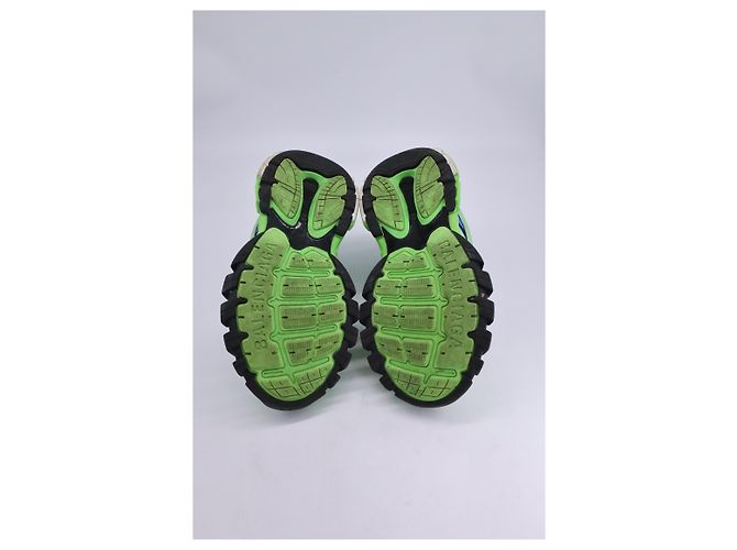 Balenciaga Baskets Track en Polyuréthane Vert - vue 15