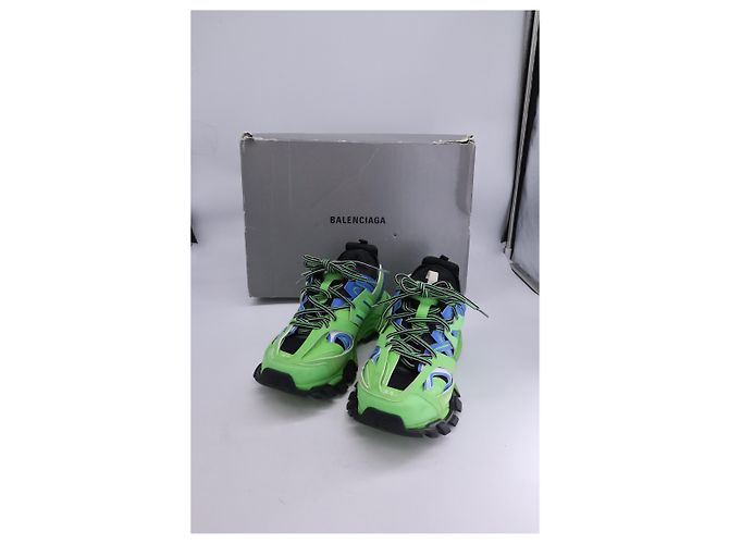 Balenciaga Baskets Track en Polyuréthane Vert - vue 19