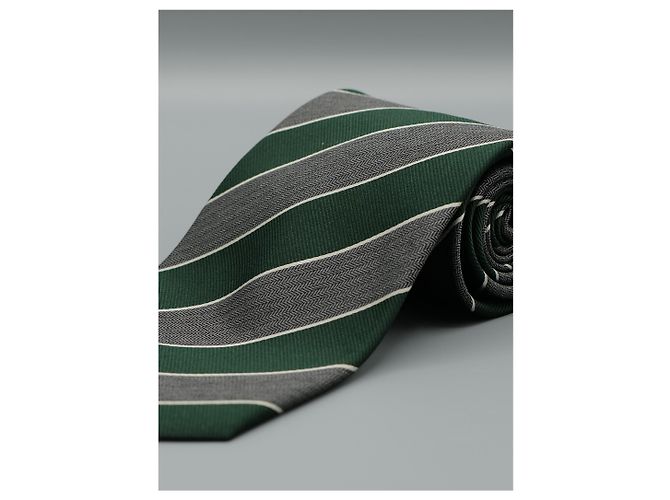 Ermenegildo Zegna Corbata a Rayas Verdes y Grises - vista 4
