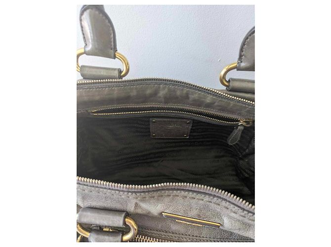 Borsa a mano Prada in pelle kaki Cachi - vista 5