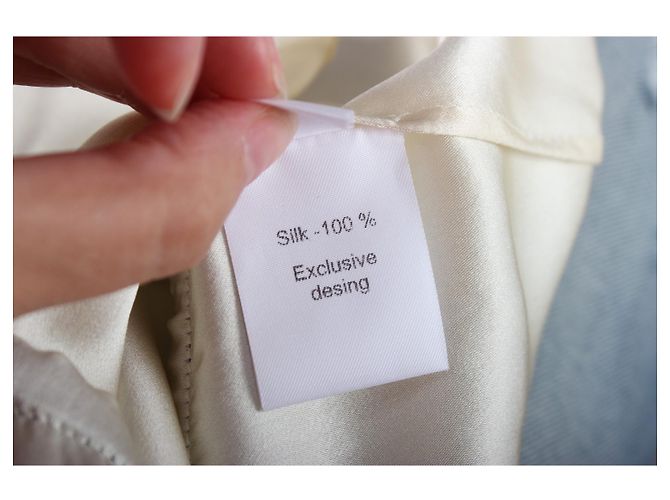Autre Marque A.M.G. Seidenbluse Weiß - Ansicht 10