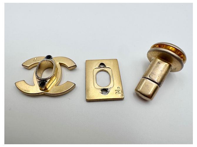 CHANEL chiusura originale CC turnlock oro anticato D'oro - vista 6