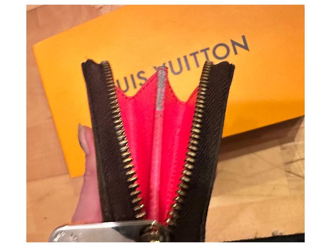 Cartera Zippy Louis Vuitton original Graffiti Rosa - vista 9