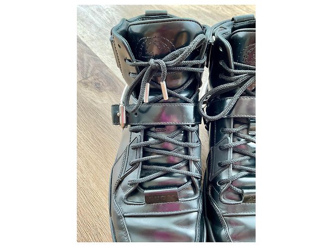 Botas Gucci de cuero negro - vista 2