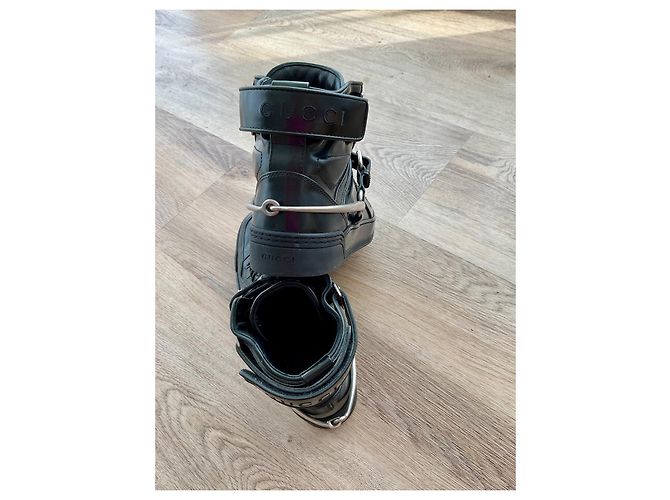 Botas Gucci de cuero negro - vista 4