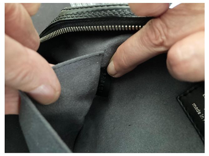 Louis Vuitton Jasmin Borsa a mano in pelle Epi nera Nero - vista 11