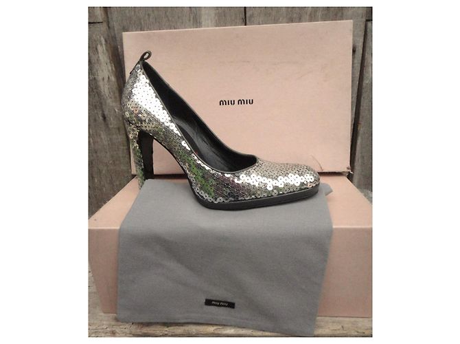 Décolleté Miu Miu in pelle con paillettes argento - vista 2