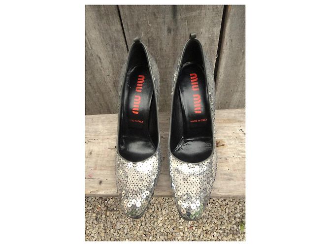 Décolleté Miu Miu in pelle con paillettes argento - vista 4