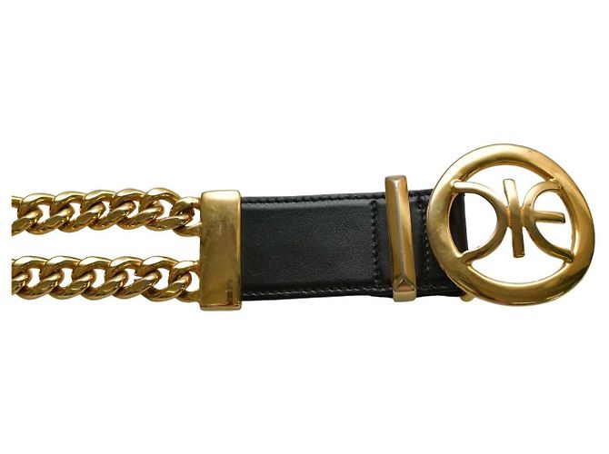 Cinto Iceberg de couro preto com fivela redonda dourada e correntes Gold hardware - vista 2