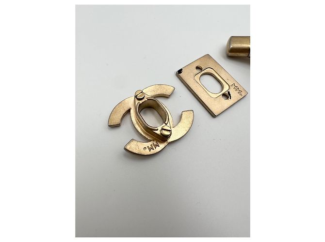 CHANEL chiusura originale CC turnlock D'oro - vista 7