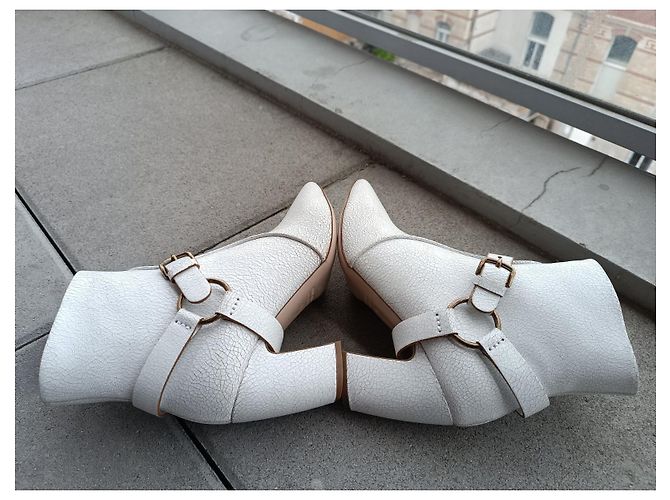 Botines Miu Miu de cuero blanco Talla 36 - vista 11