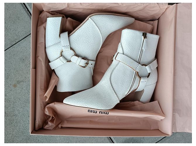 Botines Miu Miu de cuero blanco Talla 36 - vista 16