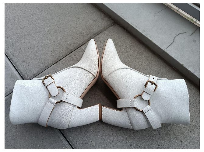 Botines Miu Miu de cuero blanco Talla 36 - vista 9
