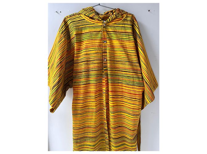 Bata Marimekko con capucha amarilla - vista 19