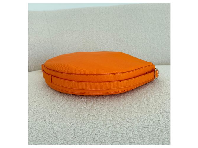 Borsa a mezzaluna di Victoria Beckham Arancione - vista 9