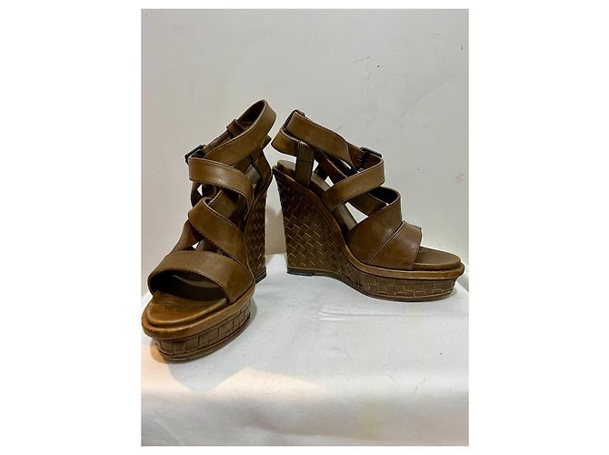 Bottega Veneta Zeppe Inteccriato in pelle color cuoio Marrone - vista 2