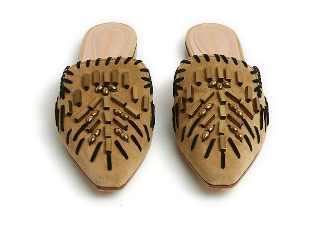 Alberta Ferretti Mules piatte EU39 in camoscio beige con perle US8. - vista 3