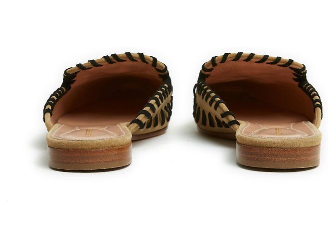 Alberta Ferretti Mules piatte EU39 in camoscio beige con perle US8. - vista 4