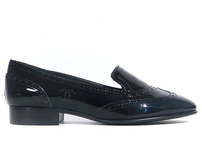CHANEL - Schwarze Lackleder Slipper (Größe 39) - Ansicht 2