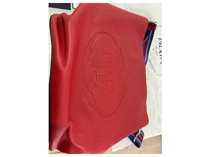 Vitello Borsa a mano Prada in pelle rossa Rosso - vista 3