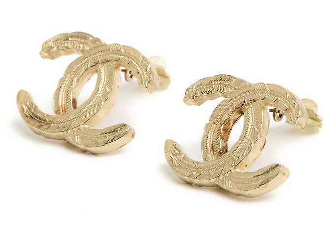 AH2008 Chanel Orecchini CC maxi clip-on FW2008 D'oro - vista 2