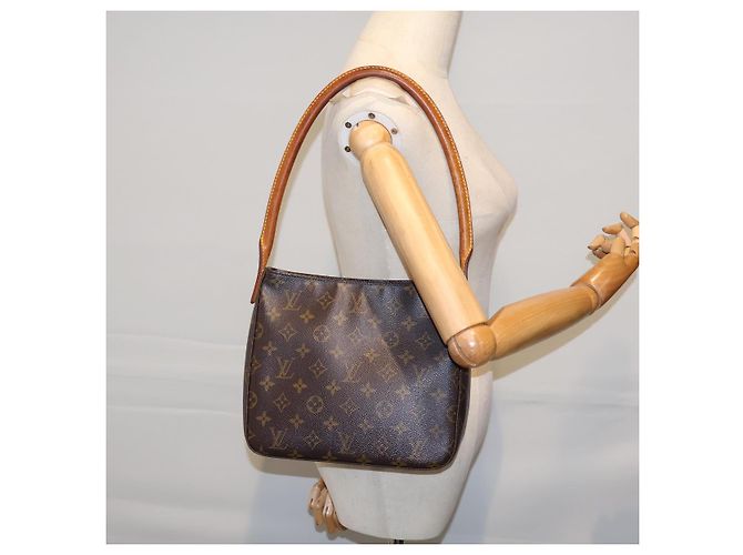 LOUIS VUITTON Monogram Looping MM Shoulder Bag M51146 LV Auth 72366 - view 22