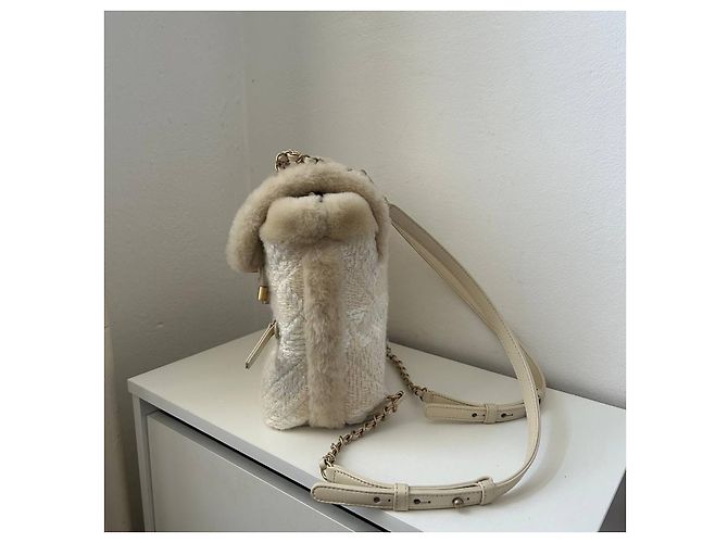 Zainetto Chanel Duma in tweed e pelle beige - vista 10