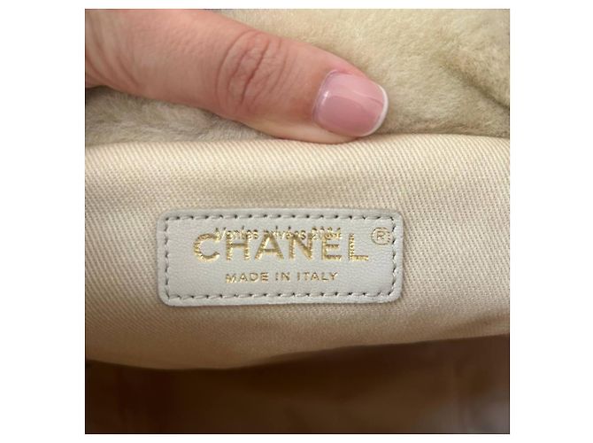 Zainetto Chanel Duma in tweed e pelle beige - vista 15