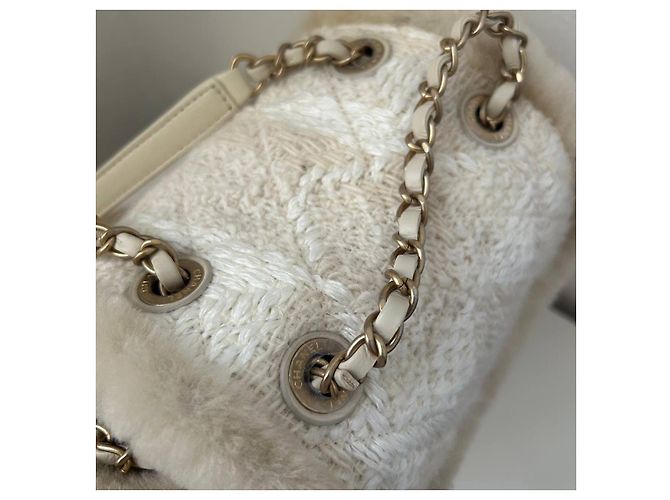 Zainetto Chanel Duma in tweed e pelle beige - vista 4