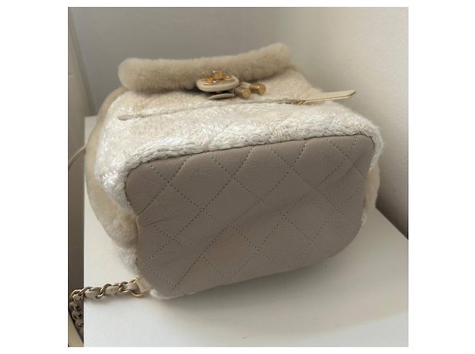 Zainetto Chanel Duma in tweed e pelle beige - vista 6