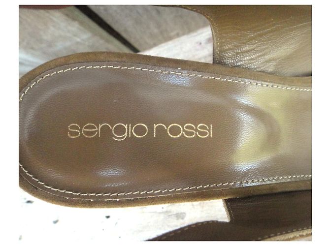 Décolleté Sergio Rossi Dorate e Marrone Chiaro in Pelle D'oro - vista 8