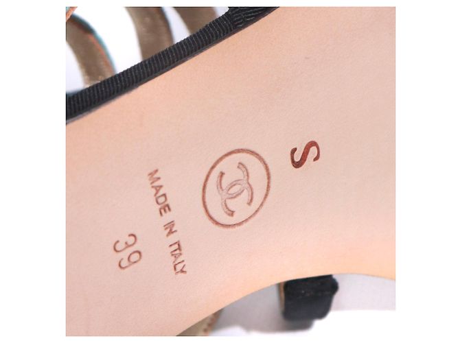 CHANEL - Sandali piatti in pelle con cinturini (Taglia 39) Nero - vista 7