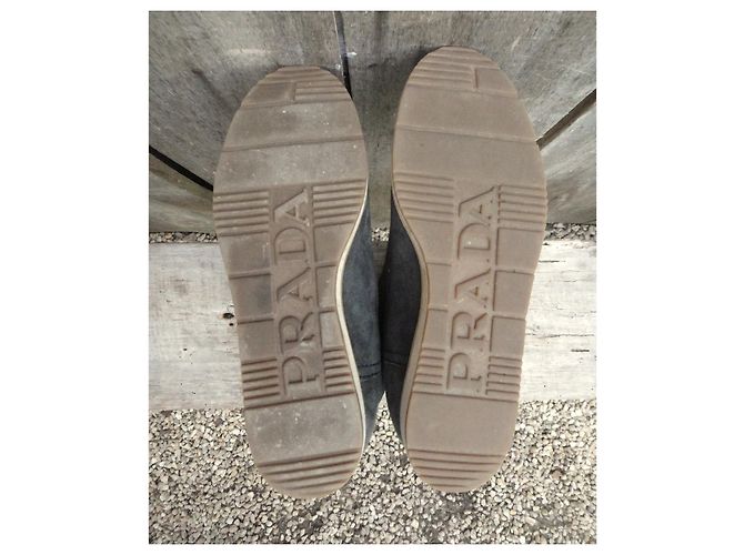 gefütterte Stiefel von Prada Größe 37 Grau - Ansicht 6
