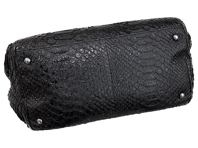 Chanel Sac fourre-tout Python Noir - vue 5
