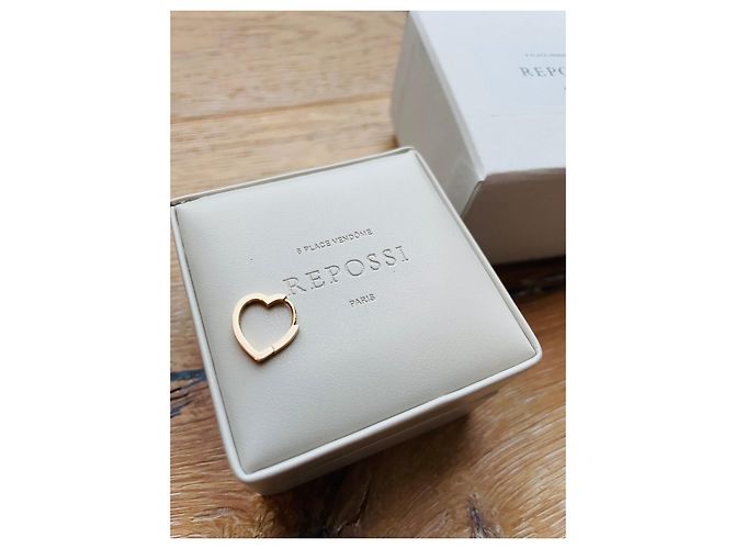 Repossi Piccola creola Antifer Heart Gold hardware - vista 3