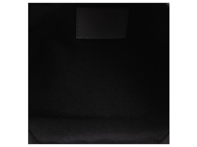 Bumbag Marsupio Louis Vuitton Monogram Shadow Discovery grigio - vista 5